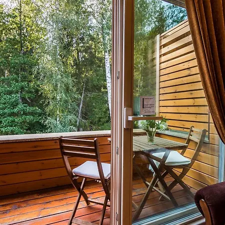 Casa de hóspedes Avirio Vingis 4*