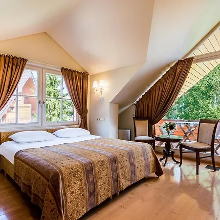 Avirio Vingis Pensión